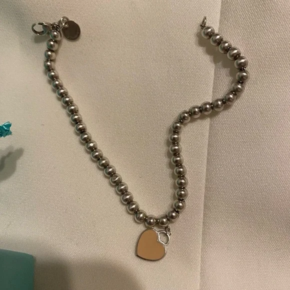 💯%auth Tiffany & Co. Silver Beaded Bracelet with Heart Charm - Picture 1 of 4